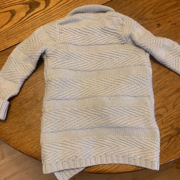 Max Studio baby - 3T - cite grey sweater - Picture 6 of 6